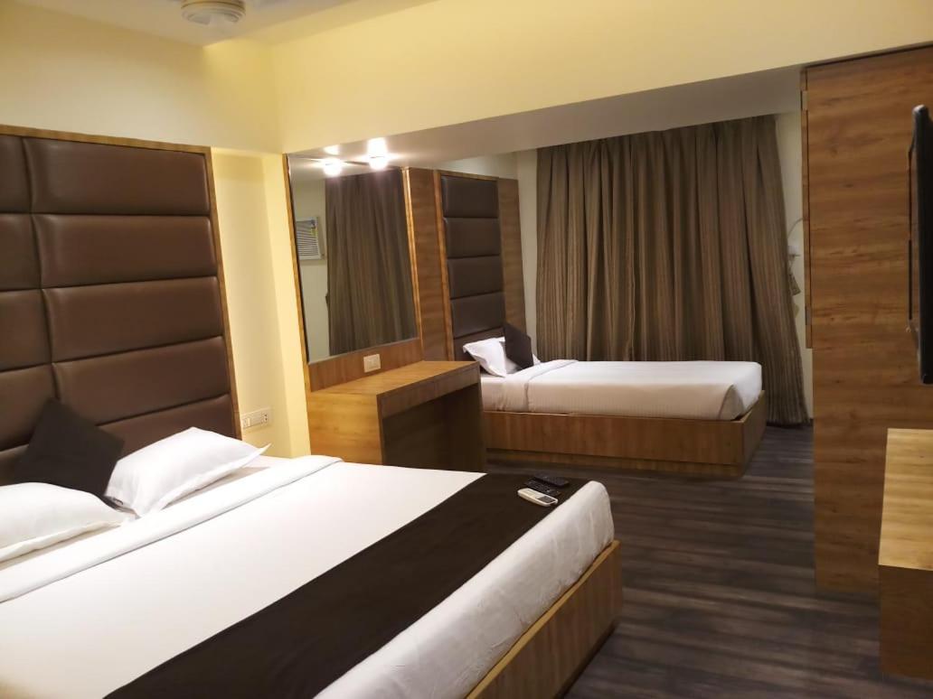 Hotel Heritage Dakshin Navi Mumbai Esterno foto